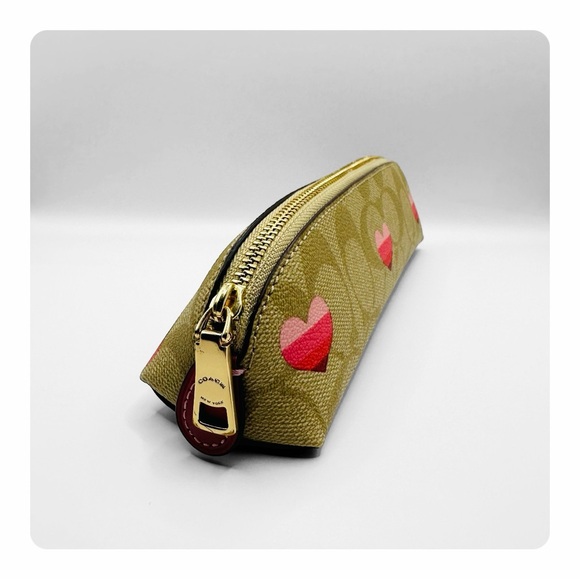 ★ NWOT Coach Pencil Case In Signature Canvas With Pink Stripe Heart Print ★ - Picture 5 of 15